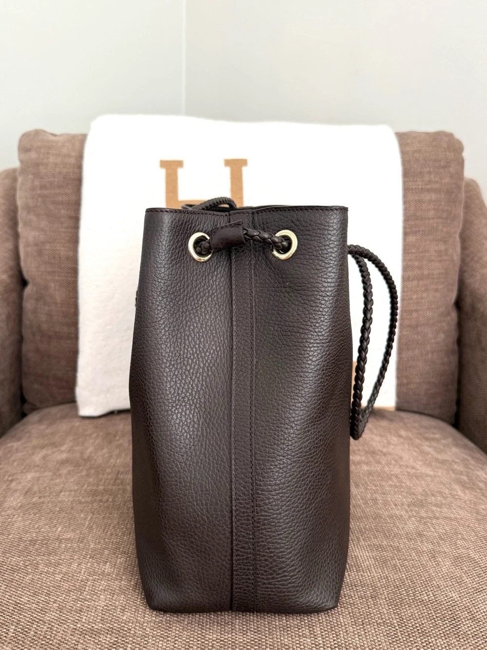 Authentic Gucci Gifford tote bag brown leather gold hardware medium